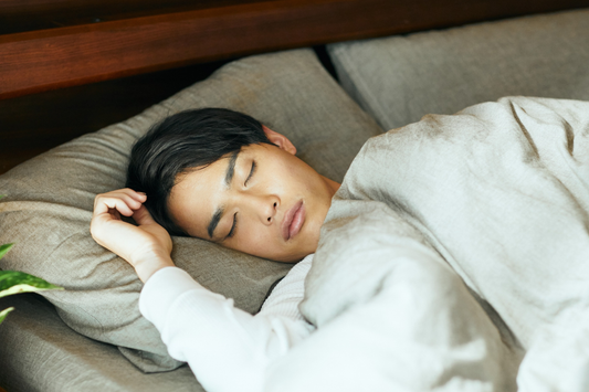 Falling Asleep Naturally: How Your Body, Brain, and Pillow Work Together